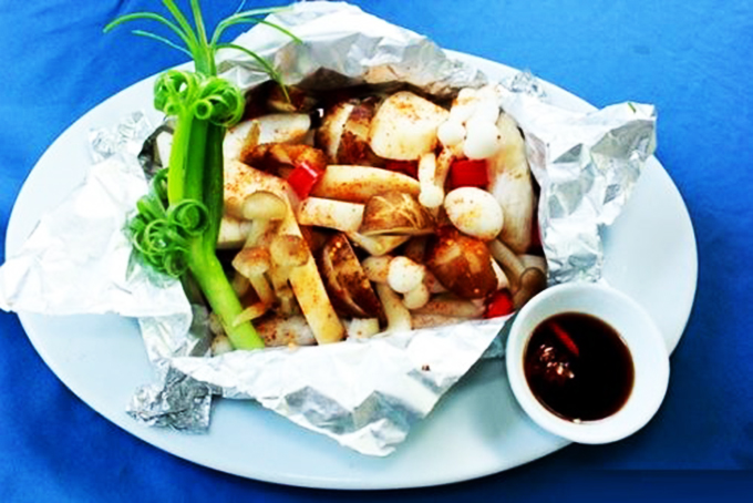 Làm sao để làm nấm nướng giấy bạc bằng nồi chiên không dầu thơm ngon không bị khô